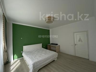 3-бөлмелі пәтер · 94 м² · 2/17 қабат, Момышулы 2г, бағасы: 49.9 млн ₸ в Астане, Алматы р-н