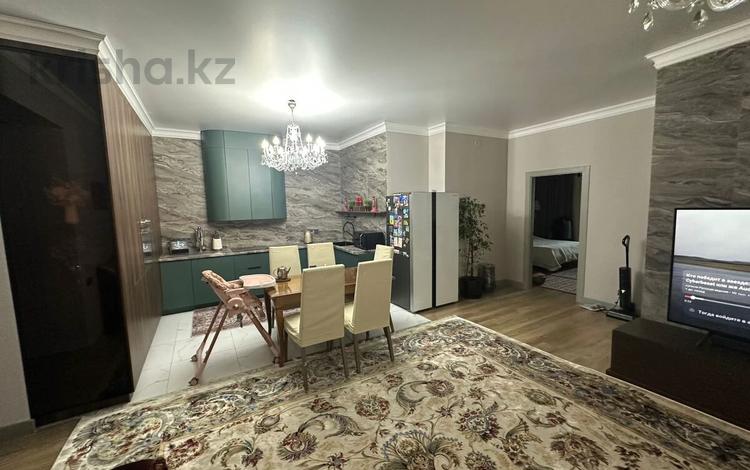 4-комнатная квартира · 145 м² · 10/14 этаж, Мкр. Самал-3 за 163 млн ₸ в Алматы, Медеуский р-н — фото 6