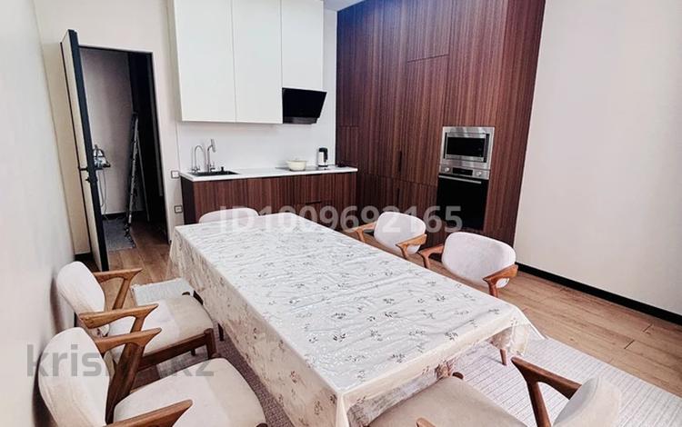 2-бөлмелі пәтер · 88 м² · 3/10 қабат, 19-й мкр, Мкрн 19 33, бағасы: 40 млн ₸ в Актау — фото 2