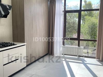 2-комнатная квартира · 71.6 м² · 3/9 этаж, Молдагуловой 5/4 за 42.5 млн 〒 в Уральске