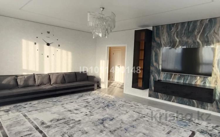 2-комнатная квартира · 86 м² · 10/16 этаж, Айнакол 66 за 300 000 ₸ в Астане, Алматы р-н — фото 18