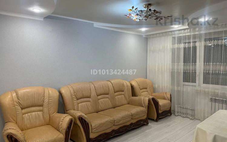 3-комнатная квартира · 65 м² · 5/5 этаж, Акана сери за 220 000 ₸ в Кокшетау — фото 2