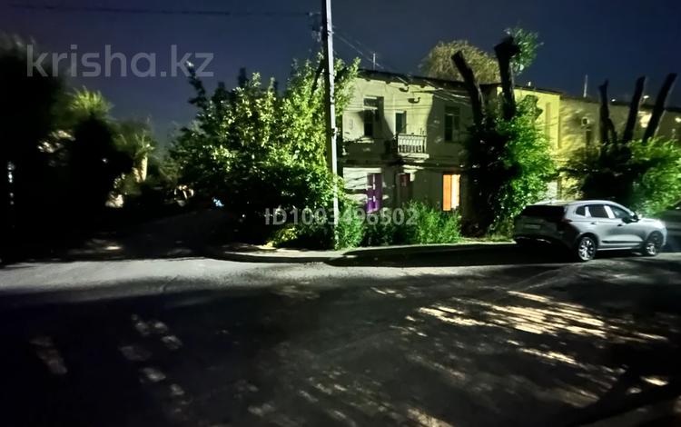 2-бөлмелі пәтер · 50 м² · 1/2 қабат, Ватутина 9 — пляж «Малибу», бағасы: 15 млн ₸ в Атырау, мкр Жилгородок — фото 2