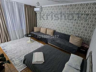 1-бөлмелі пәтер · 42 м² · 1/5 қабат, Тимирязева 79 — Ауэзова, бағасы: 14 000 ₸ в Алматы, Бостандыкский р-н