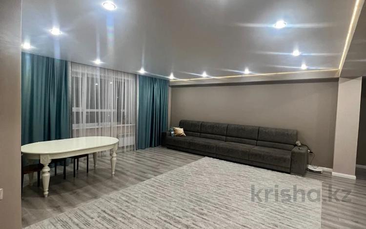 5-бөлмелі пәтер, 150 м², 3/10 қабат, Илияса Есенберлина 14 — Утепова, бағасы: 90 млн 〒 в Усть-Каменогорске — фото 13