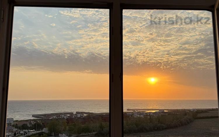 2-комнатная квартира · 98 м² · 8/16 этаж, 17-й мкр 3 за 250 000 ₸ в Актау — фото 2