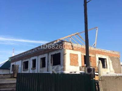 Продажа домов и дачи в Абай обл.: Отдельный дом · 12 комнат · 420 м² · 5 сот., Самрук 2/1 — Магазин Рахмет за 31 млн 〒 Отдельный дом · 12 комнат · 420 м² · 5 сот., Самрук 2/1 — Магазин Рахмет за 31 млн 〒 в Семее