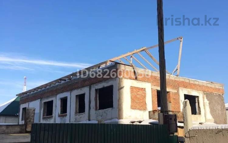Жеке үй · 12 бөлме · 420 м² · 5 жүзд., Самрук 2/1 — Магазин Рахмет, бағасы: 19.9 млн ₸ в Семее — фото 2