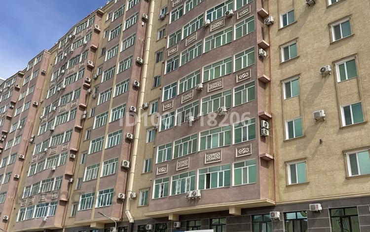 1-бөлмелі пәтер · 54 м² · 12/12 қабат, 16-й мкр 33/7, бағасы: 18.5 млн ₸ в Актау — фото 17