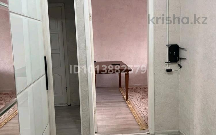 3-бөлмелі пәтер · 70 м² · 9/9 қабат, 12 ш/а. 30 — Дина супермаркет, бағасы: 19 млн ₸ в Актобе, мкр 12 — фото 2