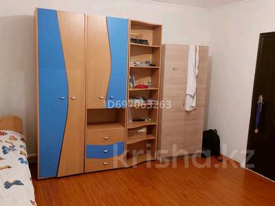 Аренда домов или дач в Астане: Отдельный дом · 4 комнаты · 70 м², Кокжазык 9/1 за 250 000 〒 Отдельный дом · 4 комнаты · 70 м², Кокжазык 9/1 за 250 000 〒 в Астане, Алматы р-н