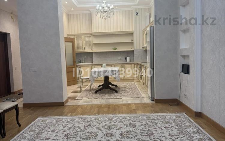 3-комнатная квартира · 110 м² · 1/7 этаж, мкр Мирас 157 — Садыкова за 800 000 ₸ в Алматы, Бостандыкский р-н — фото 2