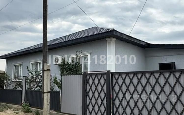 Отдельный дом · 5 комнат · 220 м² · 6 сот., Алатау 64 64 за 32 млн ₸ в Атырау, мкр Химпоселок — фото 4