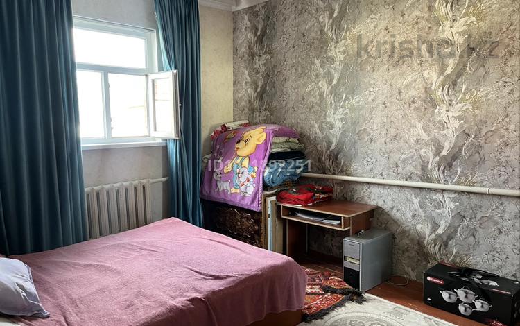 Отдельный дом · 5 комнат · 120 м² · 11 сот., Республика 53 — Республика көшесімен Берке Хан көшесі қиылысында за 35 млн ₸ в  — фото 2
