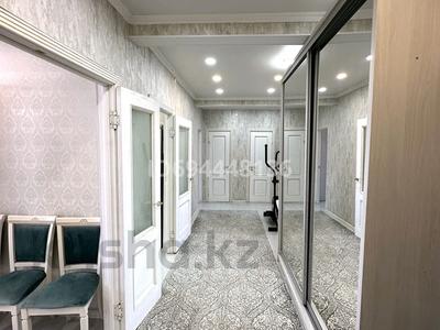 4-комнатная квартира, 112 м², 2/5 этаж, Балапанова 1 за 45 млн 〒 в Талдыкоргане