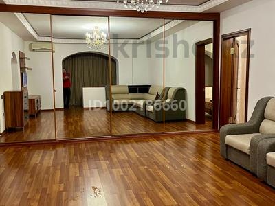 2-комнатная квартира · 60 м² · 10/12 этаж, мкр Самал-2 89 — Бектурова-Мендыкулова за 450 000 〒 в Алматы, Медеуский р-н