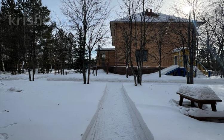 Жеке үй · 9 бөлме · 567.1 м² · 40 сот., Тайманова 15, бағасы: 390 млн 〒 в Косшы — фото 78