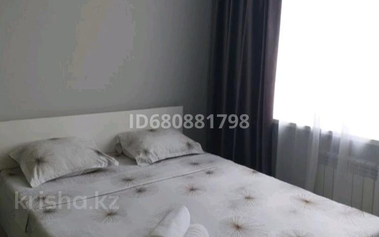 1-комнатная квартира · 40 м² · 3/10 этаж, мкр Юго-Восток 14 — Шахтёров за 12 000 ₸ в Караганде, Казыбек би р-н — фото 2