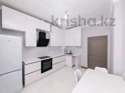3-комнатная квартира, 80 м², 2 этаж, Шамши Калдаякова за 57.8 млн 〒 в Астане, Алматы р-н