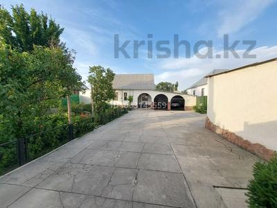 Отдельный дом · 4 комнаты · 100 м² · 9.5 сот., Санырак батыра 46 за 38 млн 〒 в Таразе