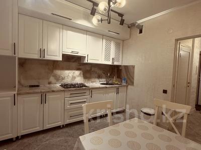 3-комнатная квартира · 81.5 м² · 3/9 этаж, Береке (Память Ильича), Мкр. Береке 48 за 25.9 млн ₸ в Атырау