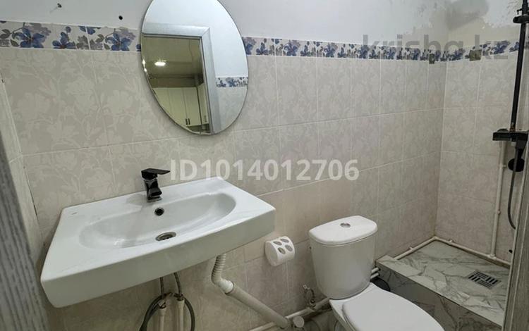 1-комнатная квартира · 18 м² · 7/25 этаж, мкр 11 112г за 100 000 ₸ в Актобе — фото 2