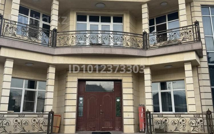 Отдельный дом · 8 комнат · 700 м² · 15 сот., мкр Рахат — Аскарова за 410 млн ₸ в Алматы, Наурызбайский р-н — фото 2