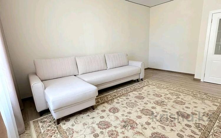 3-бөлмелі пәтер · 92 м² · 2/9 қабат, Е 496 — Пр. Мангилик ел - Е 496, бағасы: 78 млн ₸ в Астане, Есильский р-н — фото 2