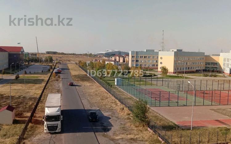 3-бөлмелі пәтер · 96 м² · 4/5 қабат, Арай-2 8, бағасы: 28.8 млн ₸ в Таразе — фото 2