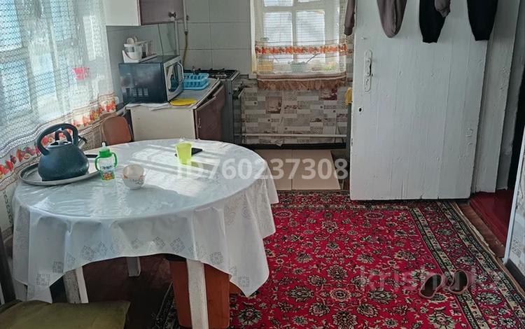 Отдельный дом · 3 комнаты · 80 м² · 5 сот., мкр Шанхай — ул Казангапа Вавилова за 80 000 ₸ в Актобе — фото 2