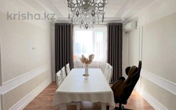 3-комнатная квартира · 97 м² · 4/6 этаж, 32В мкр 2 за 26 млн ₸ в Актау — фото 2