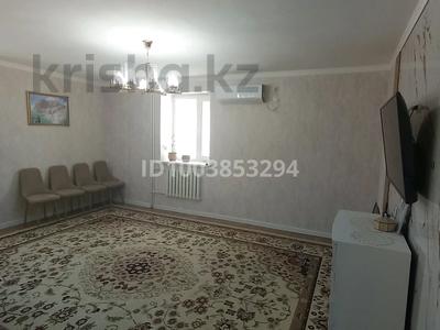 2-комнатная квартира · 60 м² · 1/4 этаж, 3А мкр 15/2 за 130 000 〒 в Актау
