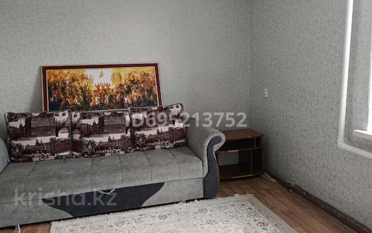 2-комнатная квартира · 43 м² · 1/2 этаж, Казыбек би 64 — ДК, Больница за 6 млн ₸ в Ботакаре — фото 2