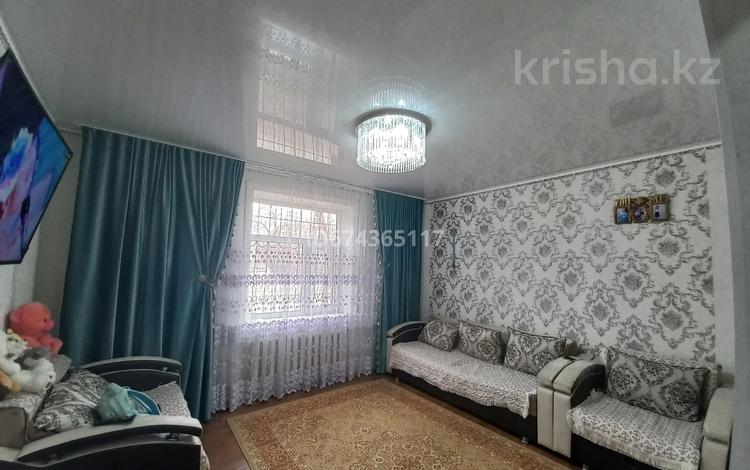 3-комнатная квартира, 57 м², 1/2 этаж, Мусина за 13 млн 〒 в Балхаше — фото 2