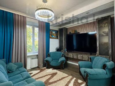 3-комнатная квартира · 80 м² · 2/4 этаж, Назарбаева 56 за 33 млн ₸ в Усть-Каменогорске