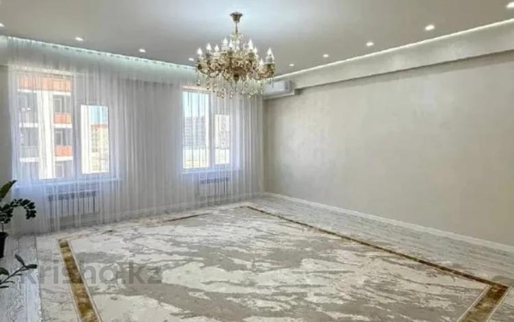 3-комнатная квартира · 111.3 м² · 3/5 этаж, мкр Нурсая, Абулхайр-хана 56/6 за 57 млн ₸ в Атырау — фото 29