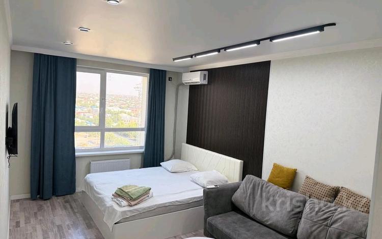 1-комнатная квартира · 45 м² · 10/16 этаж, Толеметова 85 за 15 000 ₸ в Шымкенте, Абайский р-н — фото 2