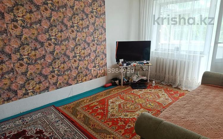 1-бөлмелі пәтер · 34 м² · 2/5 қабат, Ауэзова 36, бағасы: 8 млн ₸ в Аксу — фото 2