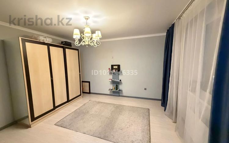 1-комнатная квартира · 36.6 м² · 8/9 этаж, Мкр. Аксай-1 10/3 за 25 млн ₸ в Алматы, Ауэзовский р-н — фото 2