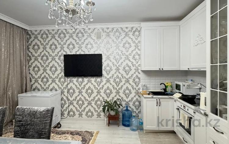 2-комнатная квартира · 70 м² · 5/9 этаж, Сауран 5 за 38 млн ₸ в Астане, Есильский р-н — фото 2