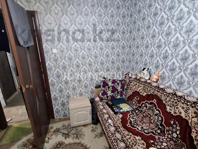 3 бөлме · 64 м² · 1/9 қабат, Строитель ш/а. 29, бағасы: 40 000 ₸ в Уральске, мкр Строитель