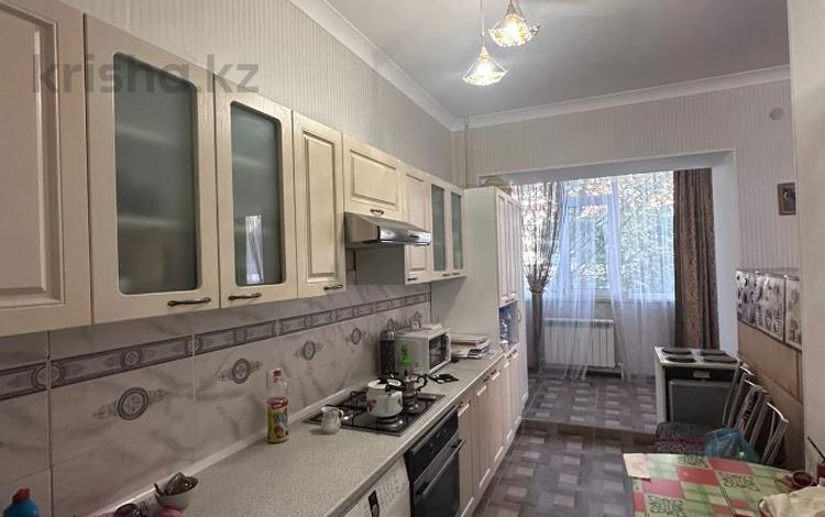3-комнатная квартира · 100.4 м² · 1/5 этаж, проспект А Молдагуловой 64/1 за 29 млн ₸ в Актобе — фото 2