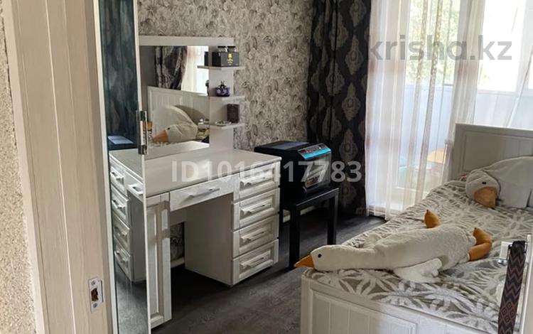 4-комнатная квартира · 90 м² · 2/3 этаж, Фабричная 2б — Район швейной фабрики за 20 млн ₸ в Щучинске — фото 2