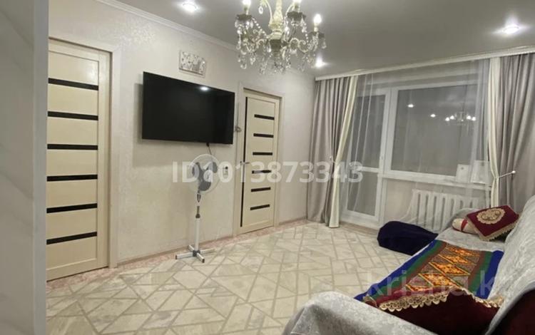 3-комнатная квартира · 48 м² · 3/5 этаж, Майкудук, 17й микрорайон 34 — садик Балапан за 14 млн ₸ в Караганде, Алихана Бокейханова р-н — фото 2
