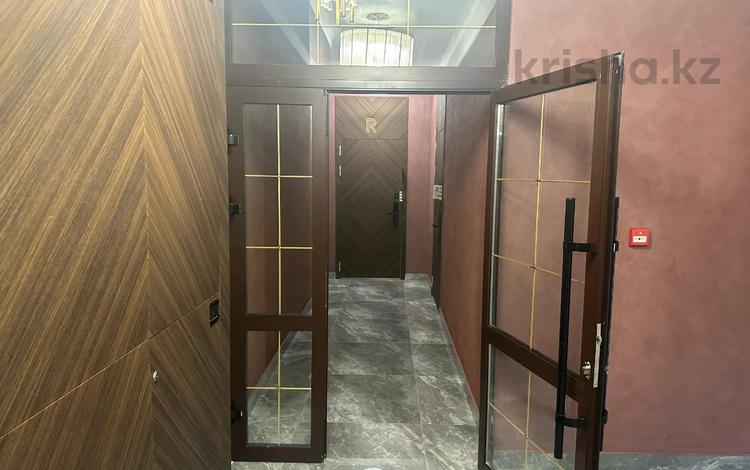 3-комнатная квартира · 87 м² · 10/10 этаж, Илияса Есенберлина 20 за 44 млн 〒 в Усть-Каменогорске — фото 17