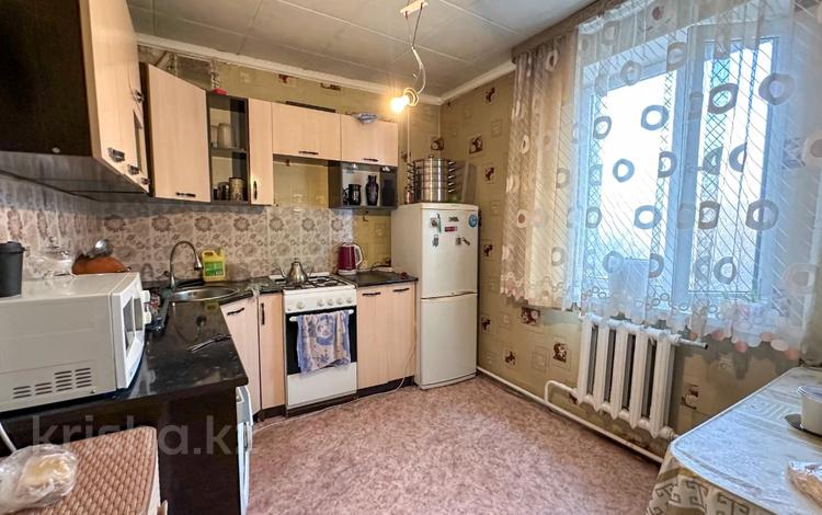 3-комнатная квартира · 67 м² · 2/3 этаж, Ул. Желтоксан за 15 млн ₸ в Талдыкоргане, мкр военный городок Жулдыз — фото 2