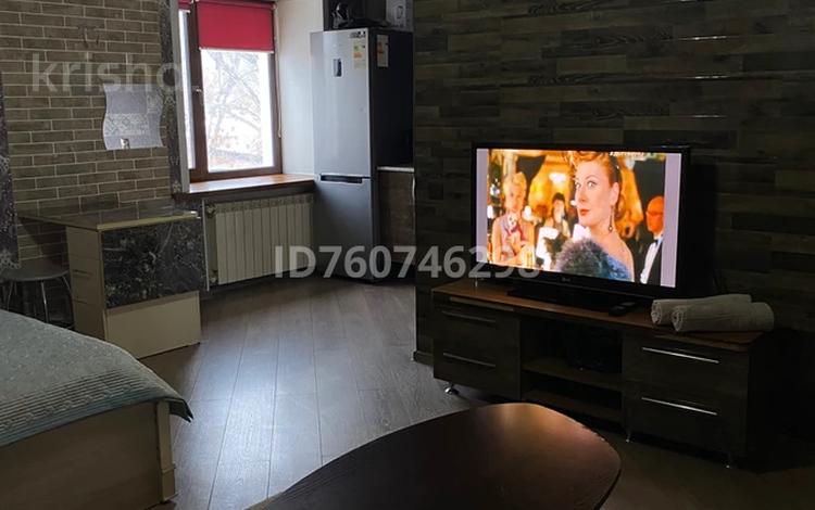 1-бөлмелі пәтер · 30 м² · 3/4 қабат, Жаңа қала ш/а., Бухар Жырау 70 — 45 квартал , Сити Молл, бағасы: 9 000 ₸ в Караганде, Казыбек би р-н — фото 2