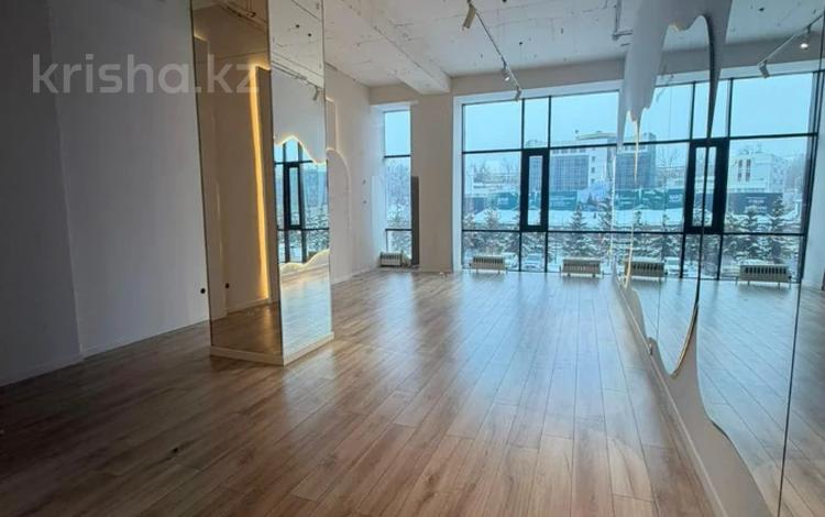 Еркін, кеңселер · 425 м², бағасы: 5.1 млн ₸ в Алматы, Медеуский р-н — фото 11