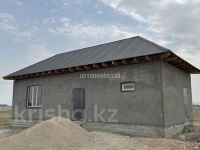 Отдельный дом · 2 комнаты · 65 м² · 8 сот., Мкр. Шанырак за 10 млн 〒 в Таразе