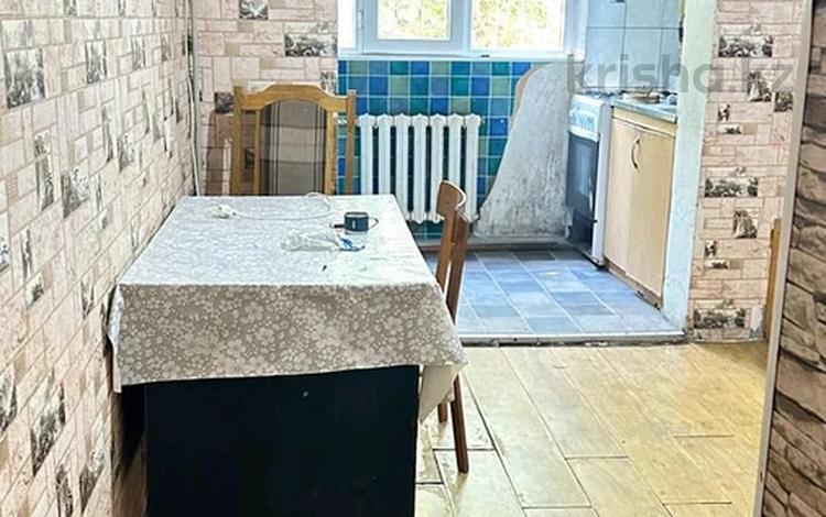 2-комнатная квартира · 50 м² · 1/5 этаж, 8-й микрорайон 11 — Тамерлановское шоссе за 100 000 ₸ в Шымкенте, Туран р-н — фото 4